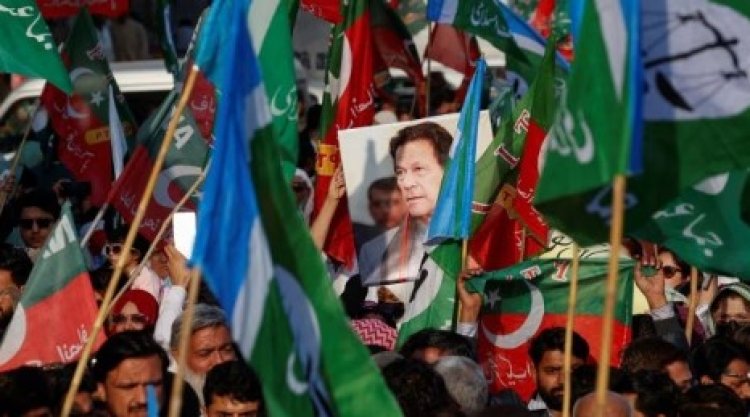 पाकिस्तान क्यों करा रहा दोबारा वोटिंग, चुनाव आयोग ने लिया बड़ा फैसला?
