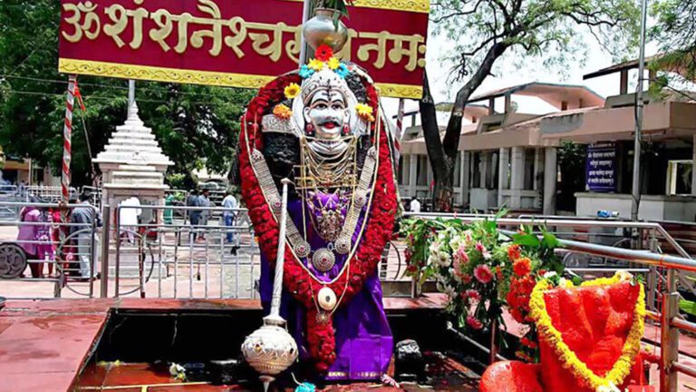 Shani Shingnapur से निकाले गए 100 से ज्यादा मुस्लिम कर्मचारी